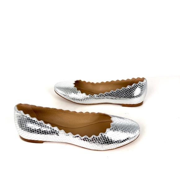 CHLOE Lauren Scalloped Ballet Silver Leather Flat Shoes 38, 7.5 - Picture 3 of 12